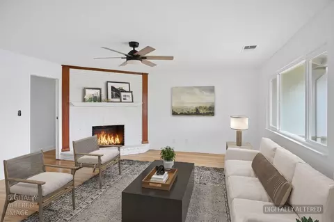 Living - 1042 Grove Ave, Gustine, CA 95322 photo 1 of 4