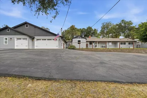 12400 Dry Creek Rd, Auburn, CA 95602