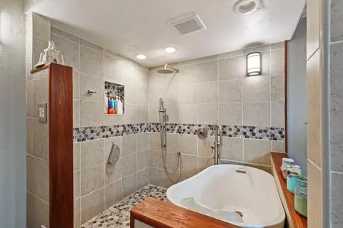 Bath - 6164 E Morada Ln, Stockton, CA 95212 photo 4 of 4