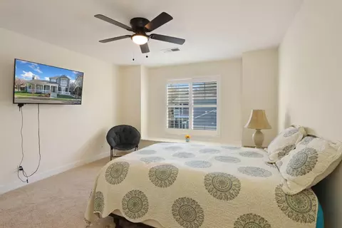 Bedroom - 2736 Daisy Ln, Tracy, CA 95377 photo 9 of 10