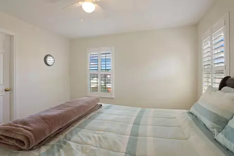 Bedroom - 2736 Daisy Ln, Tracy, CA 95377 photo 8 of 10