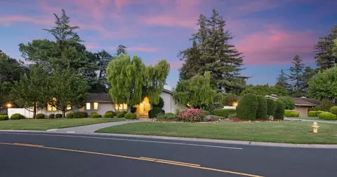 44795 Country Club Dr, El Macero, CA 95618