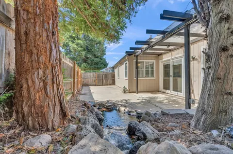 Exterior - 4949 Juniper Hill Pl, Antelope, CA 95843 photo 6 of 10