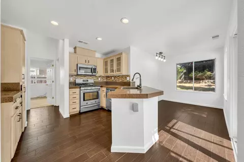 Kitchen - 4949 Juniper Hill Pl, Antelope, CA 95843 photo 1 of 3