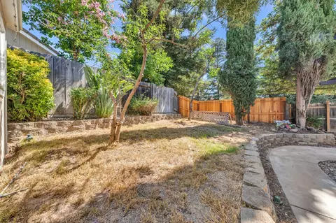 Exterior - 4949 Juniper Hill Pl, Antelope, CA 95843 photo 9 of 10