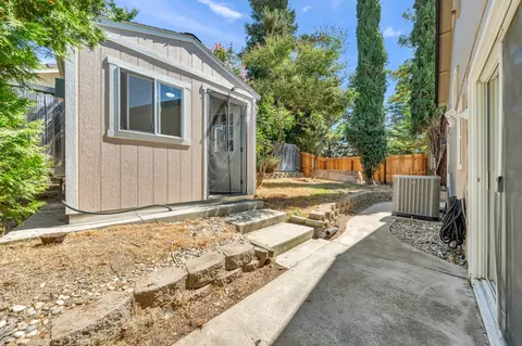 Exterior - 4949 Juniper Hill Pl, Antelope, CA 95843 photo 8 of 10