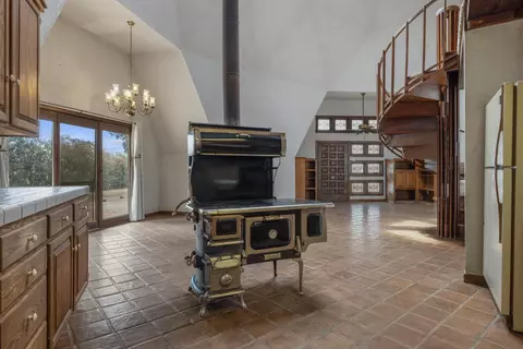 Entry Way - 21907 Morris Rd, Crows Landing, CA 95313 photo 3 of 12