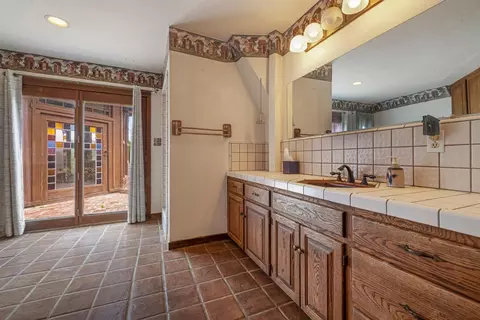 Bath - 21907 Morris Rd, Crows Landing, CA 95313 photo 1 of 5