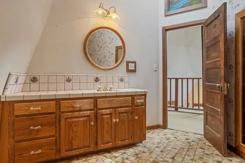 Bath - 21907 Morris Rd, Crows Landing, CA 95313 photo 5 of 5