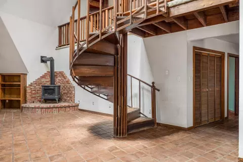 Entry Way - 21907 Morris Rd, Crows Landing, CA 95313 photo 8 of 12