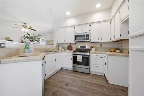 Kitchen - 2835 Augusta Ct, Rocklin, CA 95765 photo 1 of 2