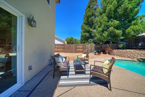Exterior - 2835 Augusta Ct, Rocklin, CA 95765 photo 10 of 13