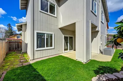 Exterior - 8314 Bramble Bush Cir, Antelope, CA 95843 photo 17 of 17