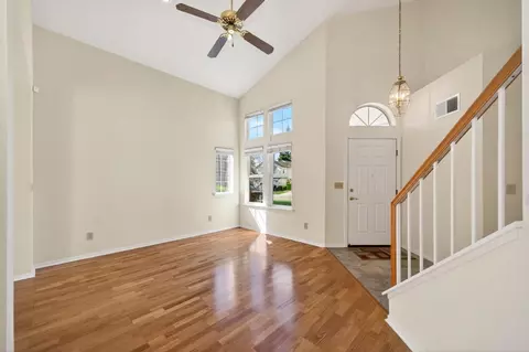 Living - 8314 Bramble Bush Cir, Antelope, CA 95843 photo 6 of 21