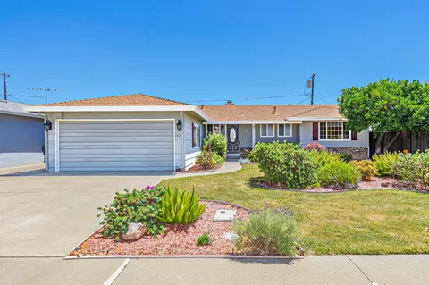 1515 Auburn Way, Woodland, CA 95695