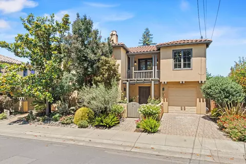 4811 M St, Sacramento, CA 95819