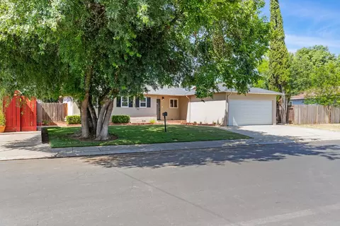 Exterior - 1709 Barbara Way, Modesto, CA 95350 photo 3 of 8