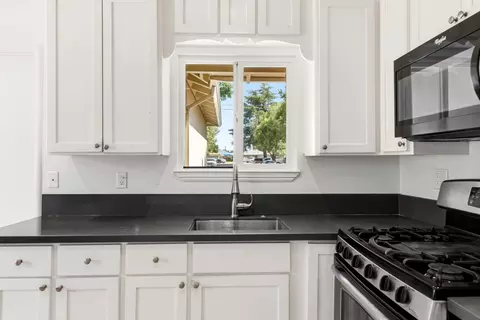 Kitchen - 1709 Barbara Way, Modesto, CA 95350 photo 5 of 7