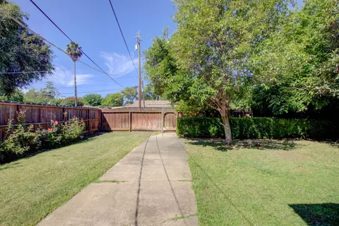 Exterior - 528 N 4th St, Patterson, CA 95363 photo 7 of 11
