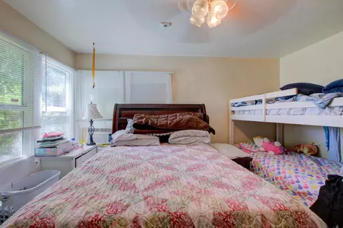 Bedroom - 528 N 4th St, Patterson, CA 95363 photo 1 of 2