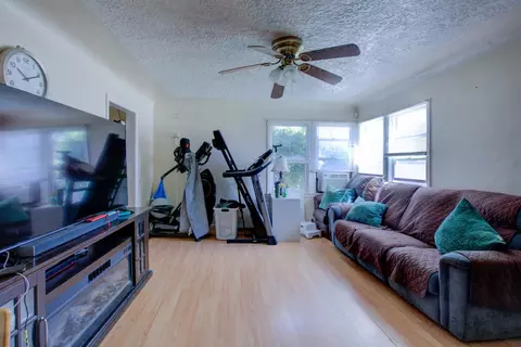 Other - 528 N 4th St, Patterson, CA 95363 photo 2 of 6