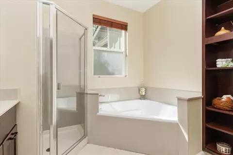 Bath - 308 Fieldstone Dr #1, Murphys, CA 95247 photo 3 of 4
