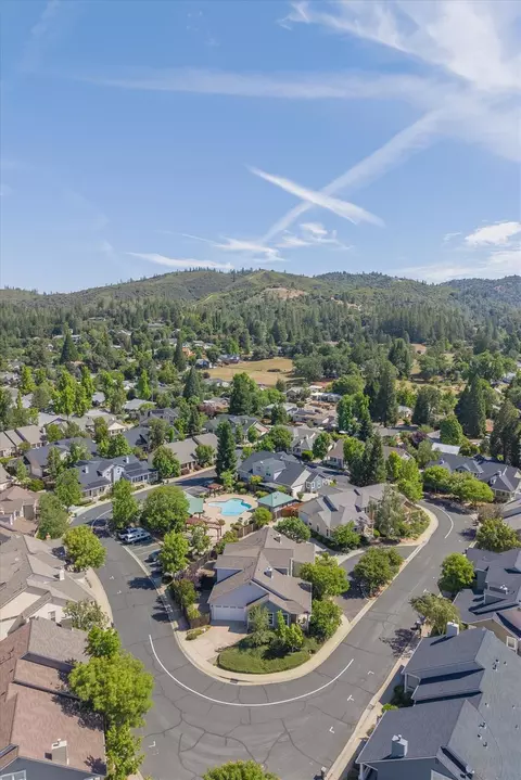 308 Fieldstone Dr #1, Murphys, CA 95247