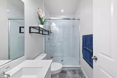 Bath - 3100 Colt Ct, Rocklin, CA 95765 photo 2 of 9