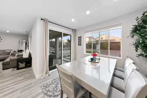 Dining - 3100 Colt Ct, Rocklin, CA 95765 photo 2 of 3