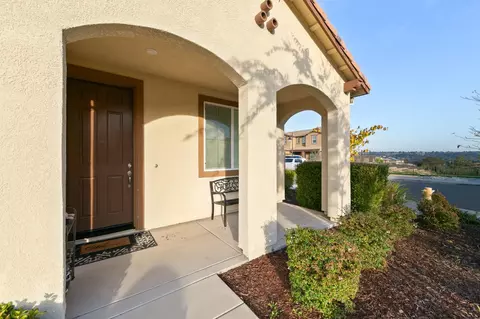 Exterior - 3100 Colt Ct, Rocklin, CA 95765 photo 5 of 13