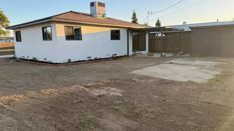 Exterior - 2309 Ustick Rd, Modesto, CA 95358 photo 3 of 3