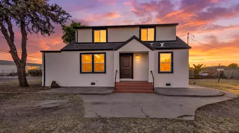 Exterior - 1209 E Pine St, Lodi, CA 95240 photo 4 of 8