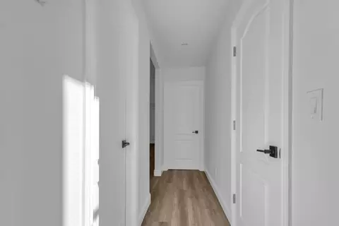 Entry Way - 1209 E Pine St, Lodi, CA 95240 photo 7 of 11