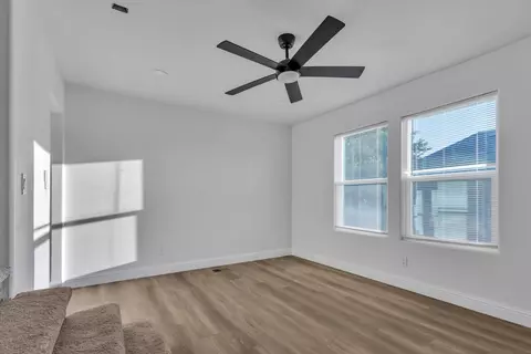 Living - 1209 E Pine St, Lodi, CA 95240 photo 14 of 14