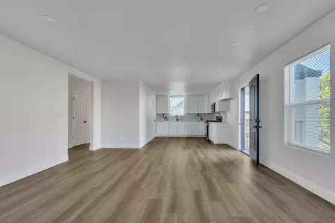 Living - 1209 E Pine St, Lodi, CA 95240 photo 3 of 14