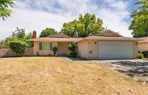 72 Lochmoor Cir, Sacramento, CA 95823