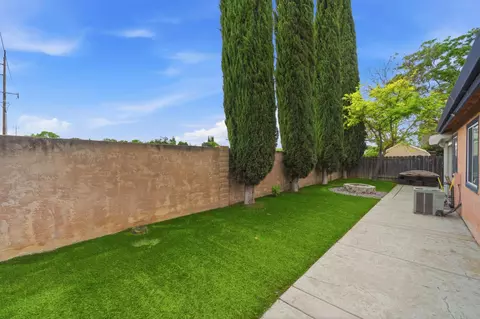 Exterior - 592 Charlemagne Ln, Tracy, CA 95376 photo 4 of 4