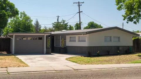6111 N Alturas Ave, Stockton, CA 95207