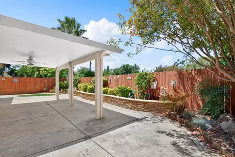 Exterior - 677 Robert L Smith Dr, Tracy, CA 95376 photo 4 of 6