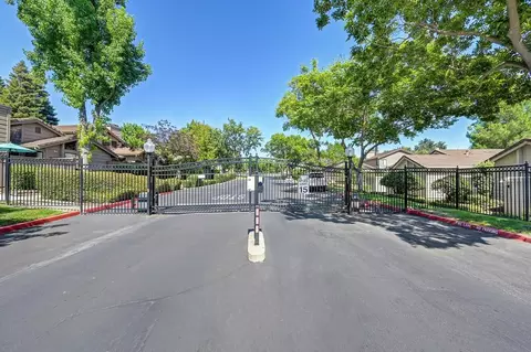 8152 Chenin Blanc Ln, Fair Oaks, CA 95628