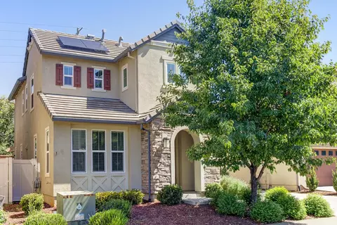 3949 Aristotle Cir, Rancho Cordova, CA 95742