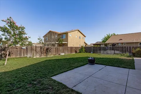 Exterior - 1024 Elmer Dr, Arbuckle, CA 95912 photo 5 of 15