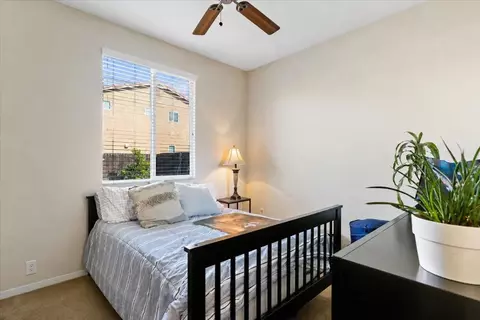 Bedroom - 1024 Elmer Dr, Arbuckle, CA 95912 photo 1 of 6
