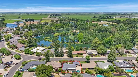 View/Area - 1317 Edgewood Dr, Lodi, CA 95240 photo 5 of 13