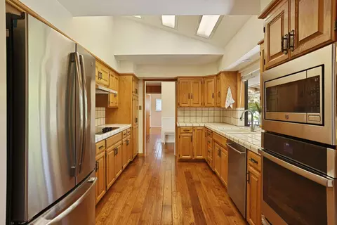 Kitchen - 1317 Edgewood Dr, Lodi, CA 95240 photo 2 of 5