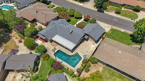 View/Area - 1317 Edgewood Dr, Lodi, CA 95240 photo 4 of 13