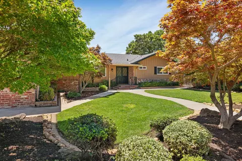 1317 Edgewood Dr, Lodi, CA 95240