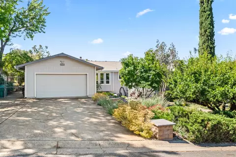 4408 Shorthorn Rd, Rescue, CA 95672