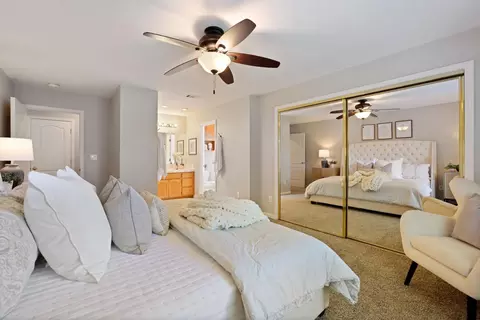 Bedroom - 924 E Milgeo Ave, Ripon, CA 95366 photo 2 of 5