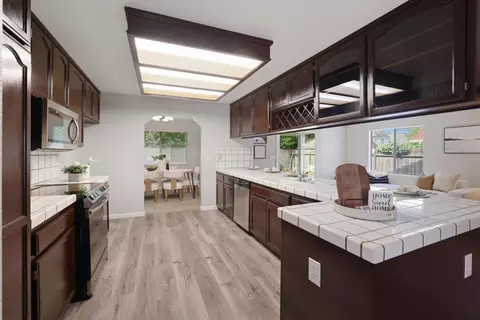 Kitchen - 924 E Milgeo Ave, Ripon, CA 95366 photo 1 of 2